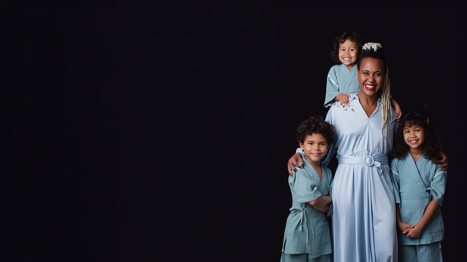 Family portrait session photographed by Plouvier Media